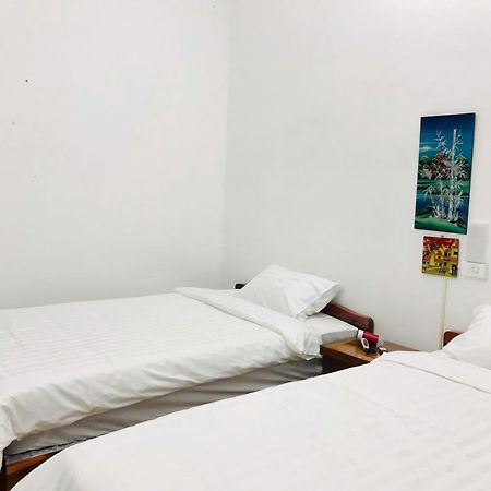 Agarwood Hostel Hanoi Buitenkant foto